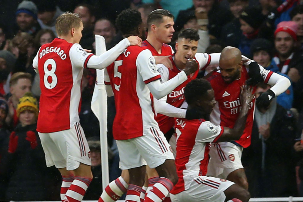 中国男子冰壶队米兰冬奥资格赛5-2击败菲律宾，豪取三连胜引关注