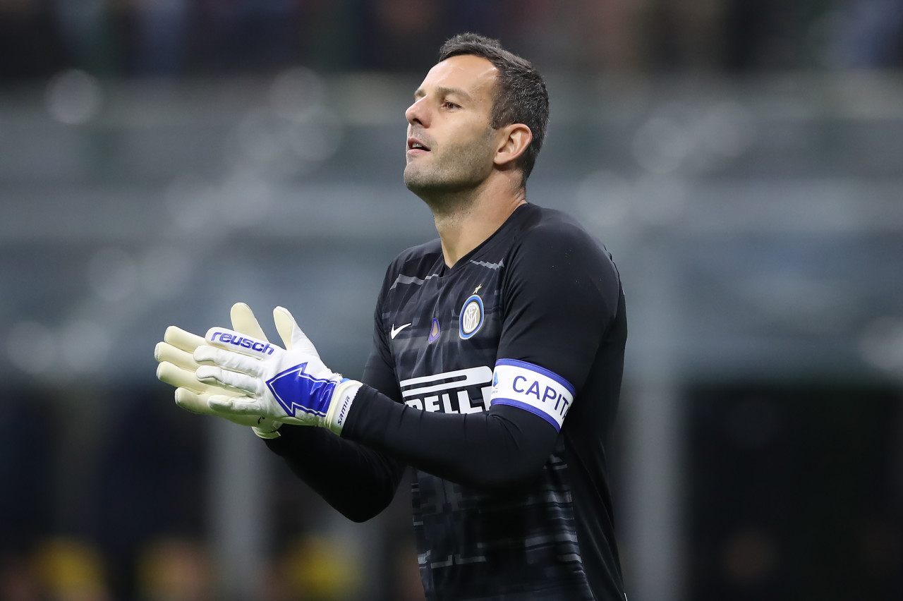 中超赛程更新：关注榜首之争,