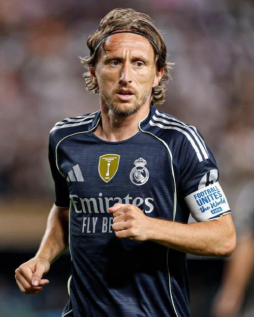 布罗基：国米纸面实力比米兰更强；我认为奇克将会决定德比